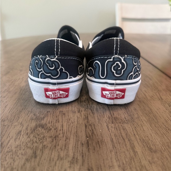 NEW Vans Floral Tiger Classic Slip-On shoes size women’s 9 - Picture 3 of 4